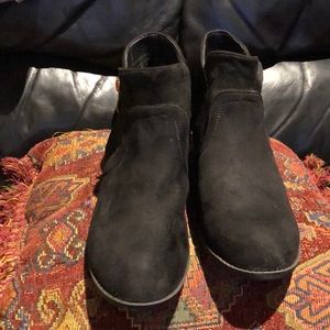 Mods Faux Suede Women’s Booties